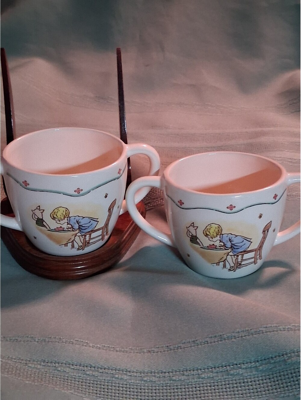 Vintage Winnie the Pooh Ceramic Double Handle Cups Set with Pooh Figurine Inside